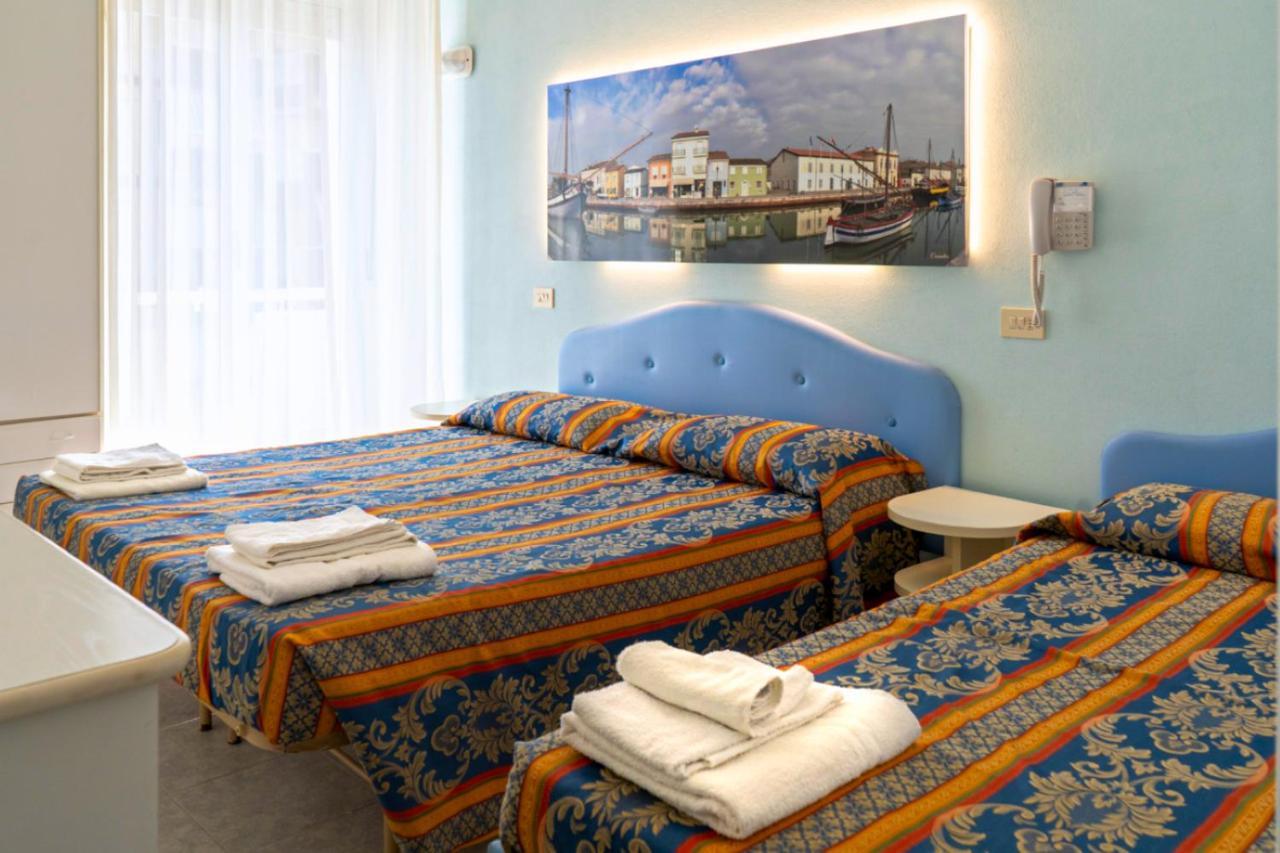 Hotel Tiglio Rimini Exteriör bild
